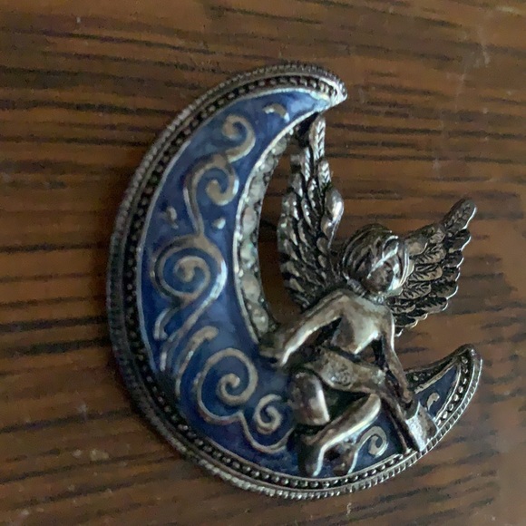 Angel on the moon vintage pin /brochure - Picture 7 of 7